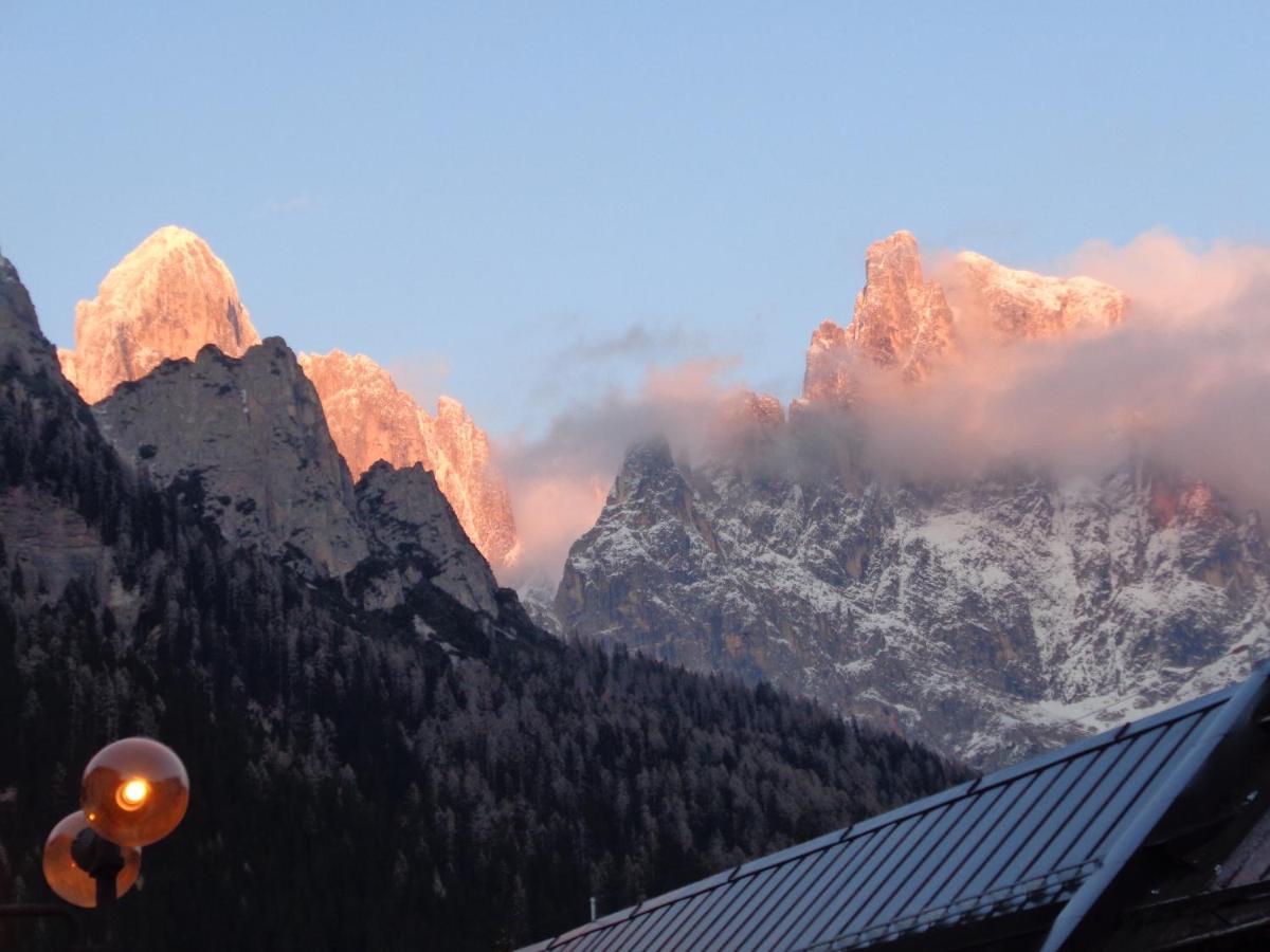 Hotel Garni Suisse San Martino Di Castrozza Extérieur photo