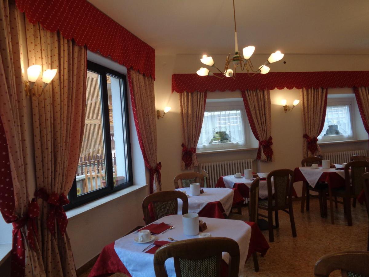 Hotel Garni Suisse San Martino Di Castrozza Extérieur photo