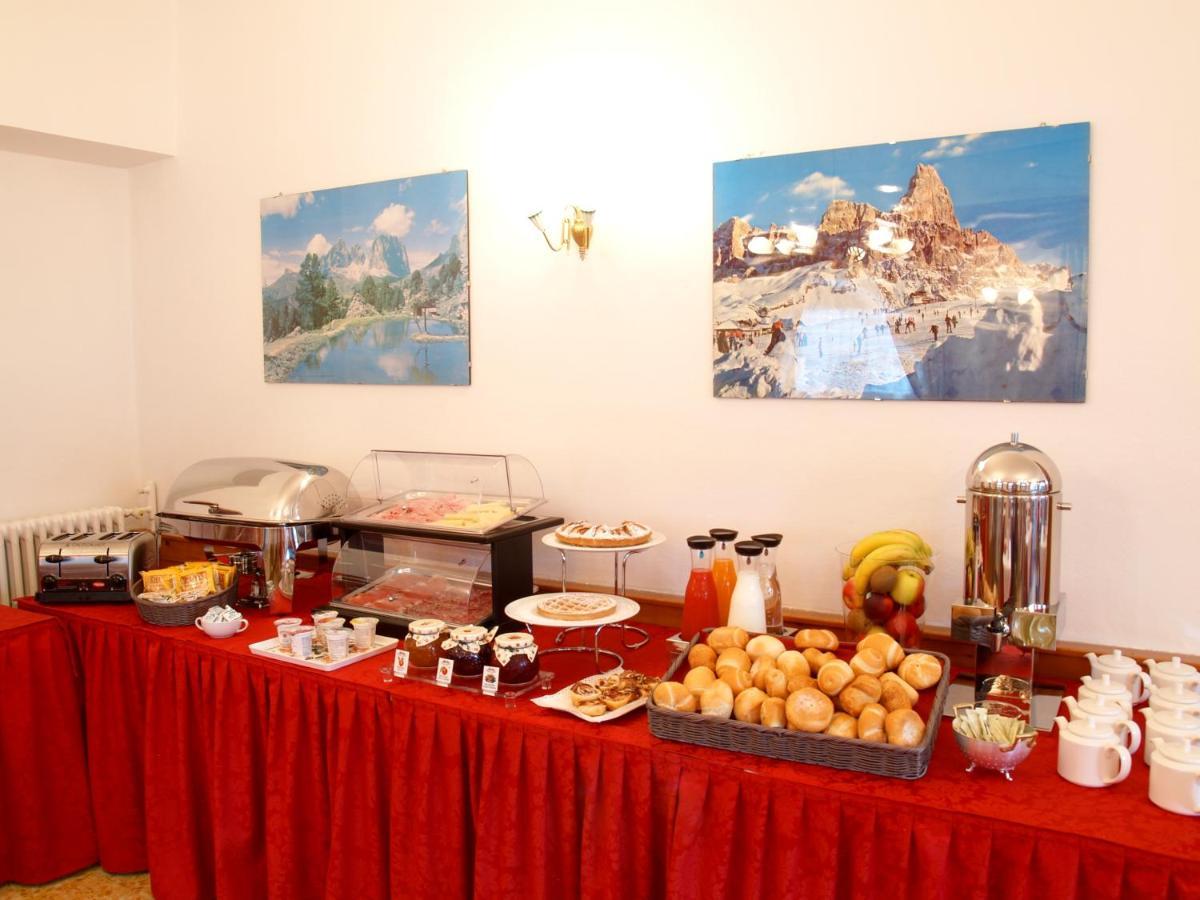 Hotel Garni Suisse San Martino Di Castrozza Extérieur photo